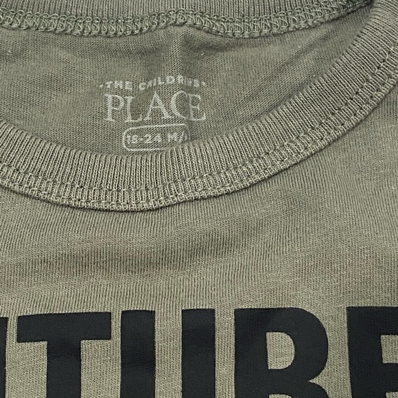 Tees 4/$15 Adorable and inspiring Children’s Place graphic tee for kids 18-24m - Picture 3 of 4